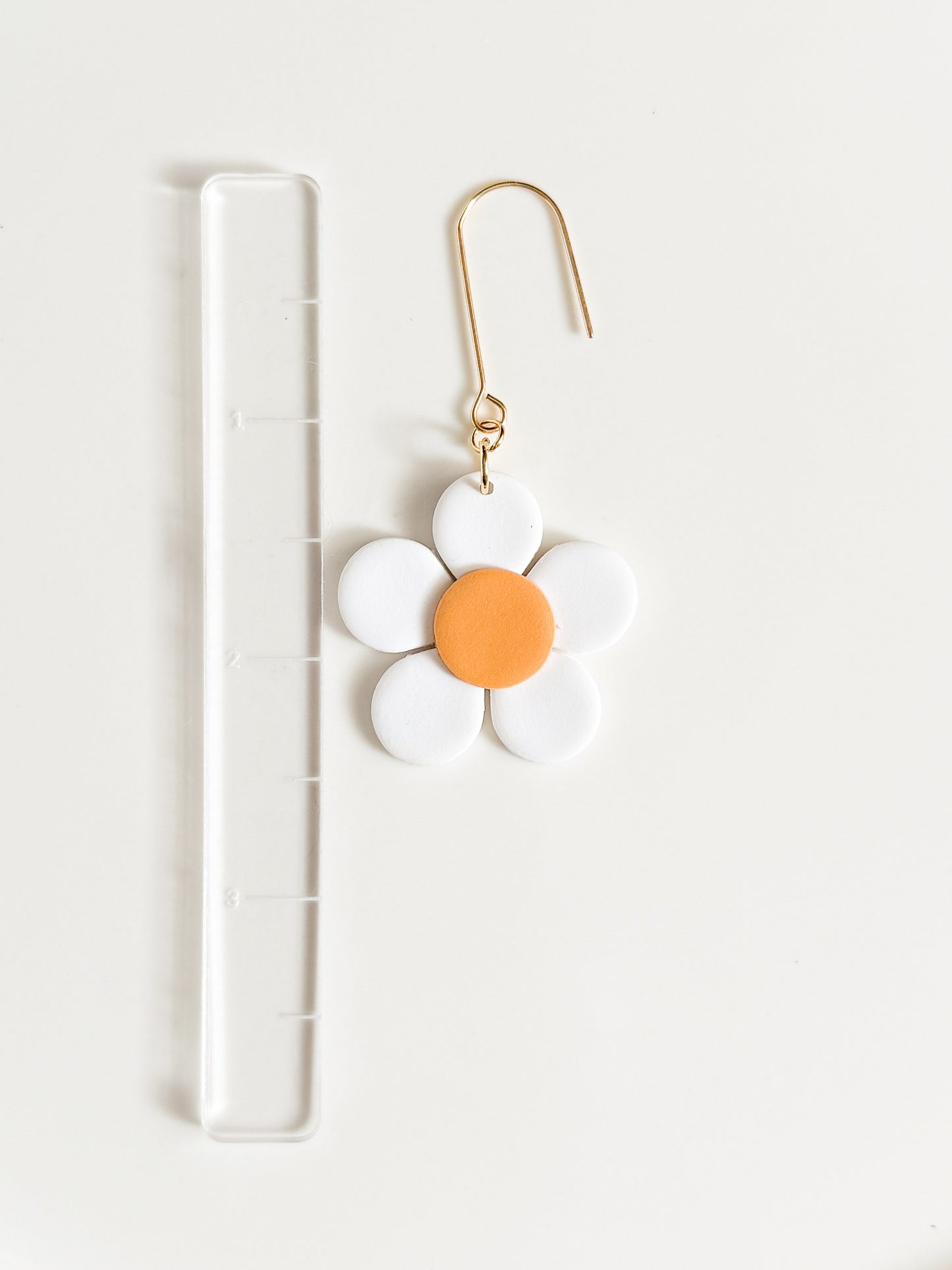 Dangling Daisy