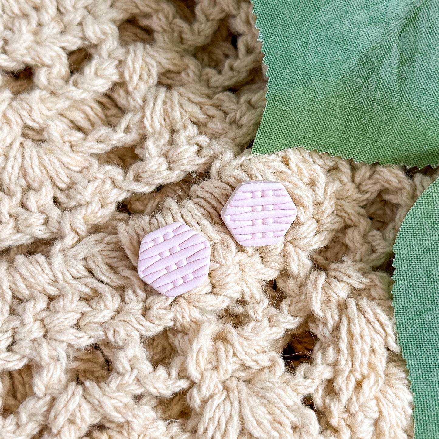 Stud - Rattan|Pale Pink/Purple
